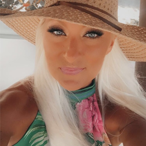 Meet the posher! - Picture 2 of 2